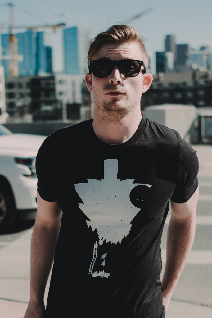 Men's Cutting Away Tee